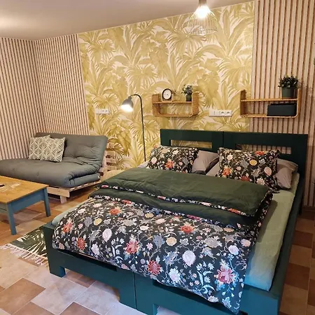 23 Apartment Kouty